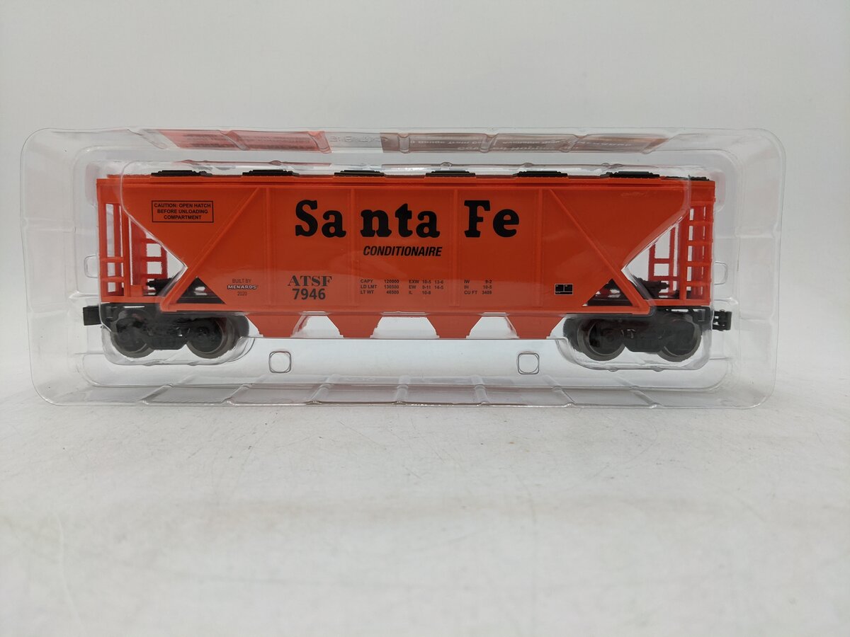 Menards 279-6983 O Santa Fe Covered Hopper #7946 NIB
