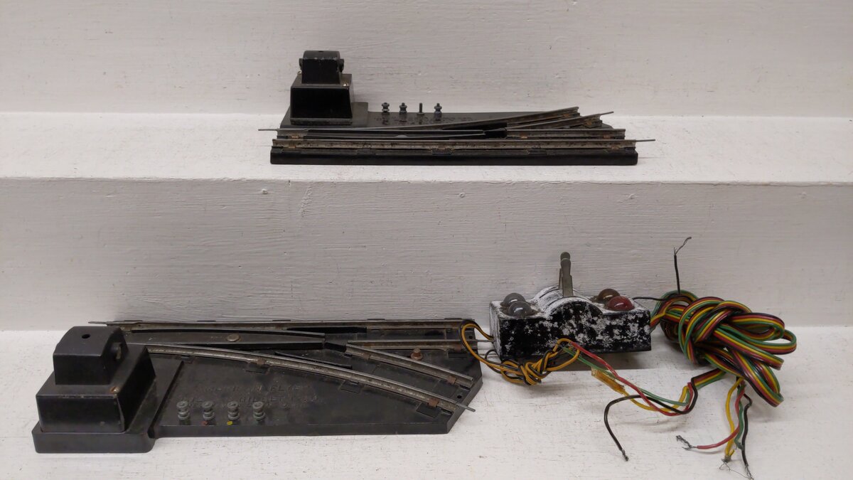 American Flyer 720A Vintage S Electric Remote Control Switches (Pair)/Box