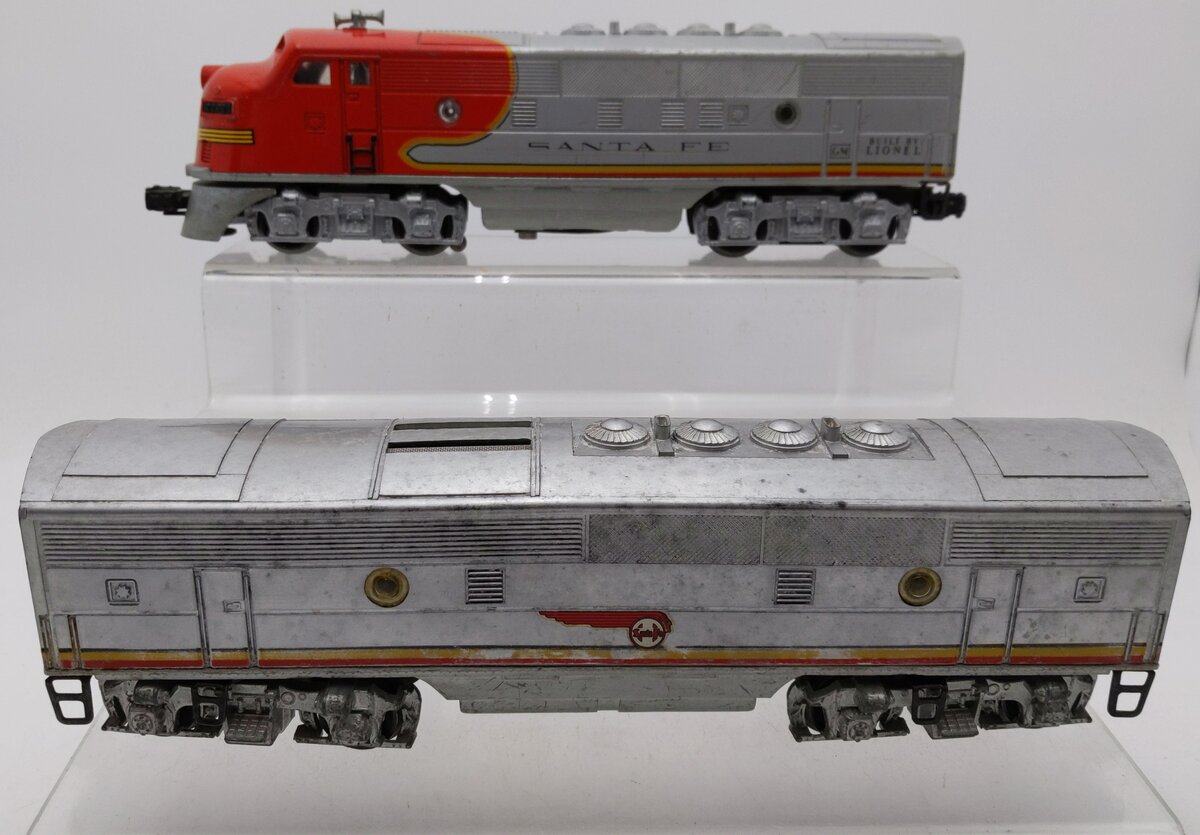 Lionel 2243 Vintage O Santa Fe F-3 AB Diesel Set EX