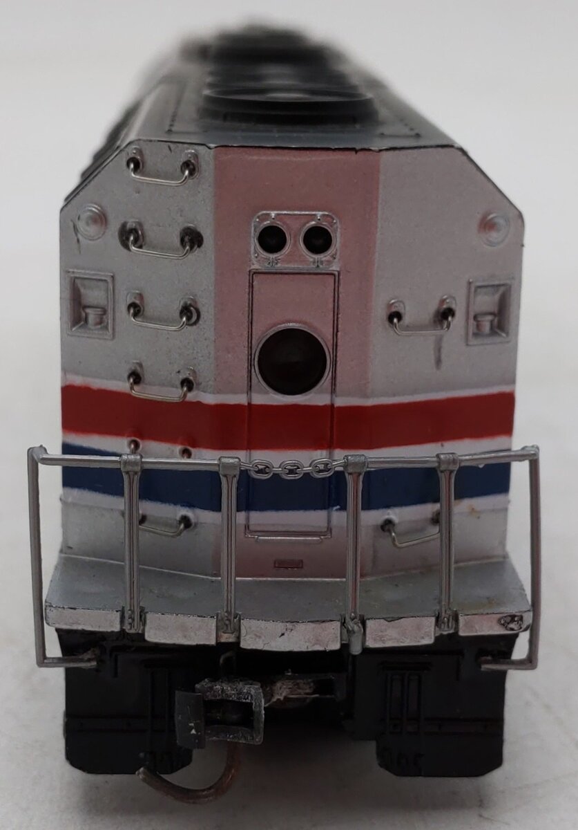 Bachmann 87016 HO Amtrak EMD F40PH Phase II Diesel Locomotive #214 VG