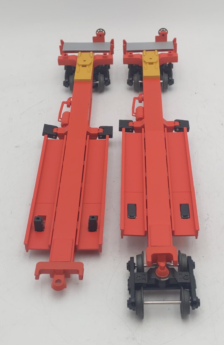 MTH 20-95103 O BNSF Spine Car Set with 2 48' Containers (Set of 2) EX/Box