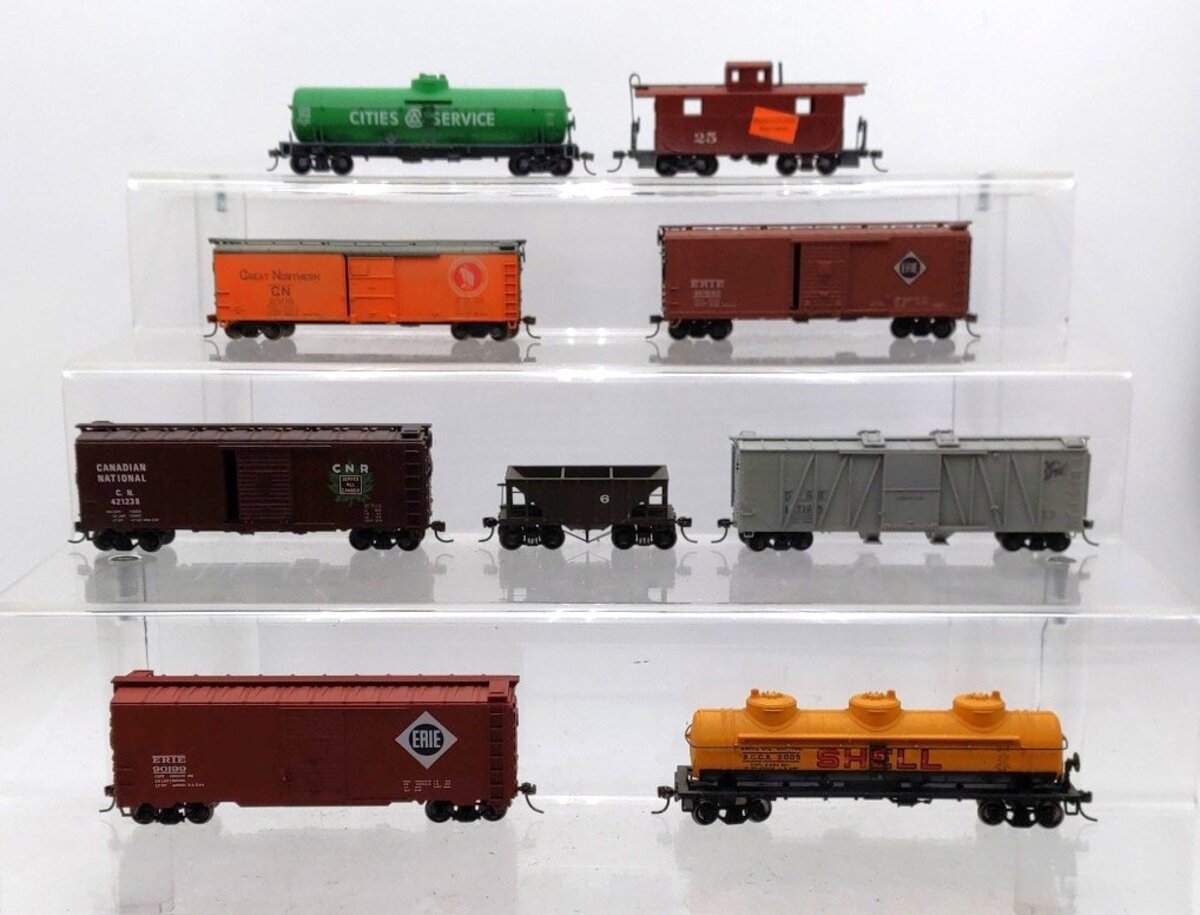 Athearn & Other HO Scale Assorted Freight Cars [9] VG