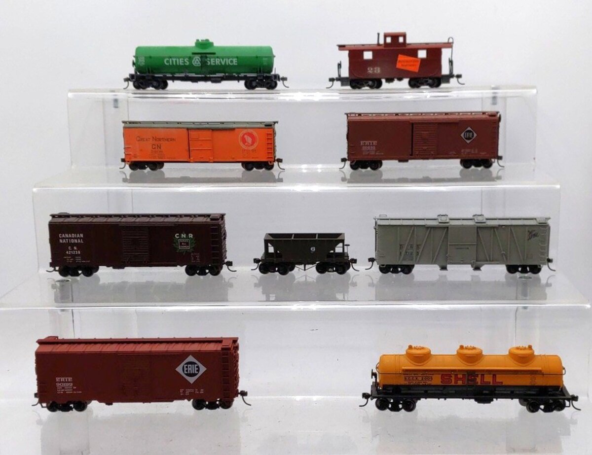 Athearn & Other HO Scale Assorted Freight Cars [9] VG