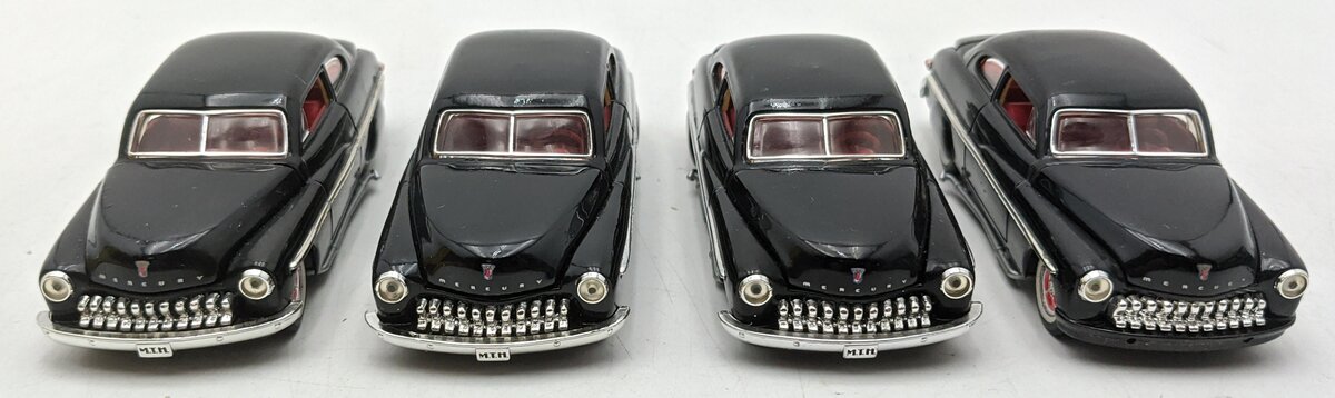 MTH 30-7682 O New York Central Auto Carrier #325 with (4) Ertl 1949 Mercurys VG/Box