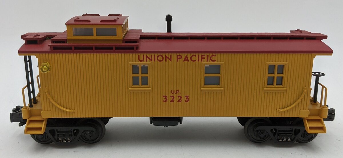 MTH 33-7803 O Gauge Union Pacific Woodsided Illuminated Caboose #3223 LN/Box