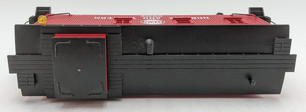 MTH 30-7736 O Gauge Norfolk and Western Woodside Caboose EX/Box