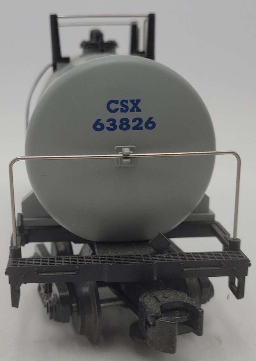 MTH 20-96003 O Gauge CSX 8000 Gallon Single Dome Tank Car #63826 EX/Box