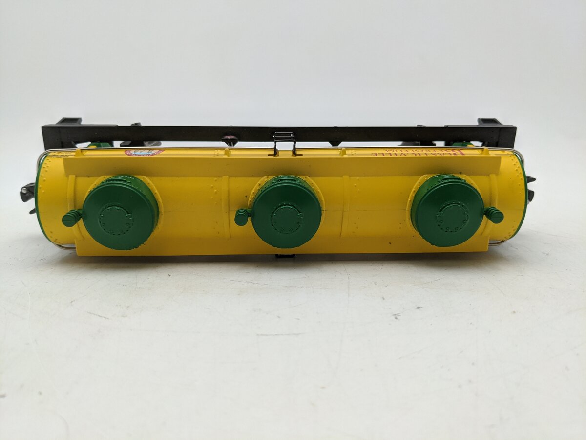 Williams 47104 Union Pacific 3-Dome Tank Car  EX