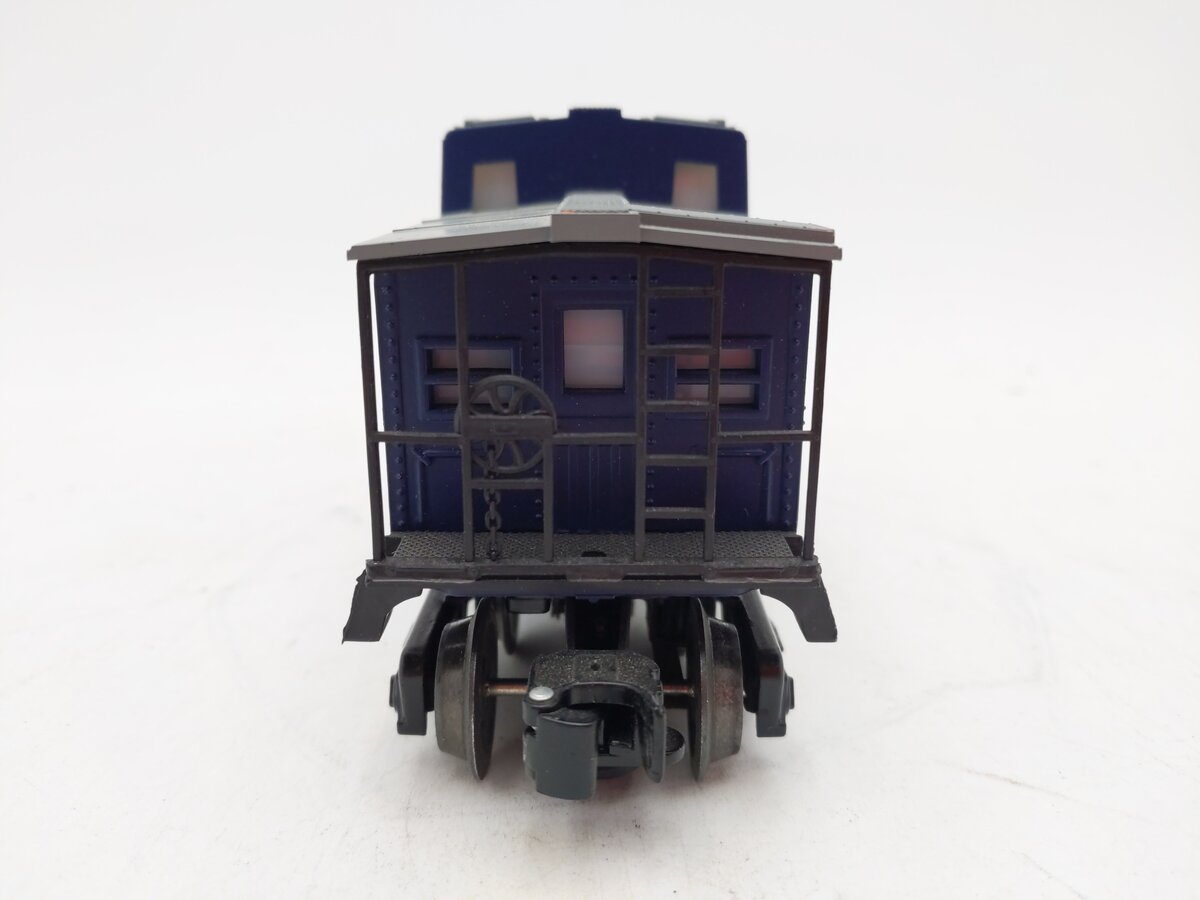 Lionel 6-36668 CSX Square Window Caboose #1942 EX