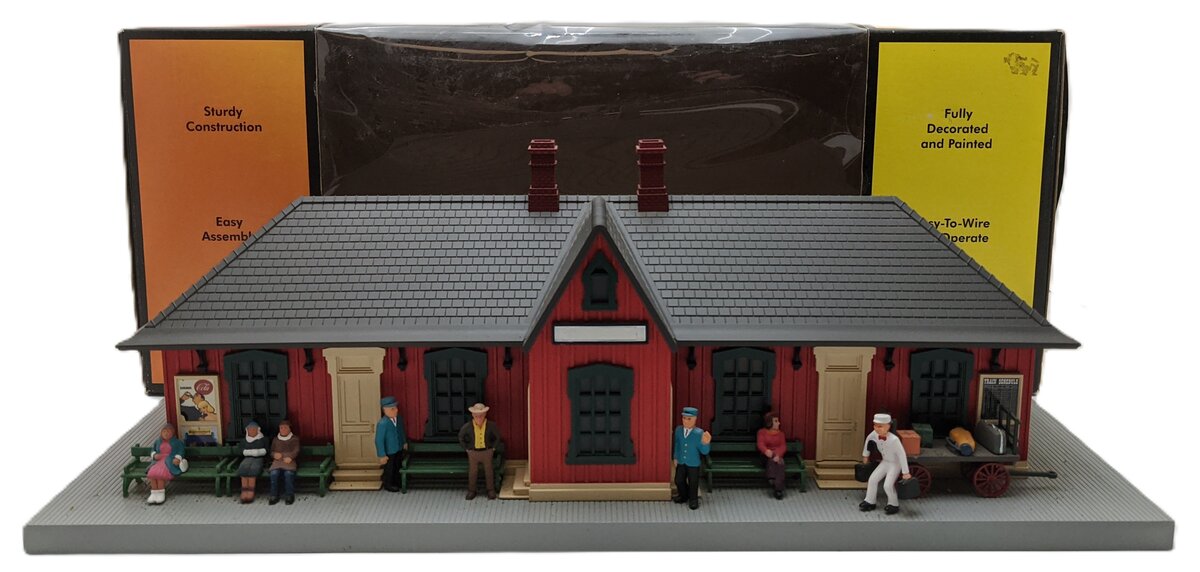 MTH 30-90081 O Main Street Country Passenger Station - Custom EX/Box