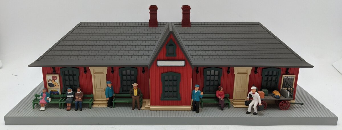 MTH 30-90081 O Main Street Country Passenger Station - Custom EX/Box