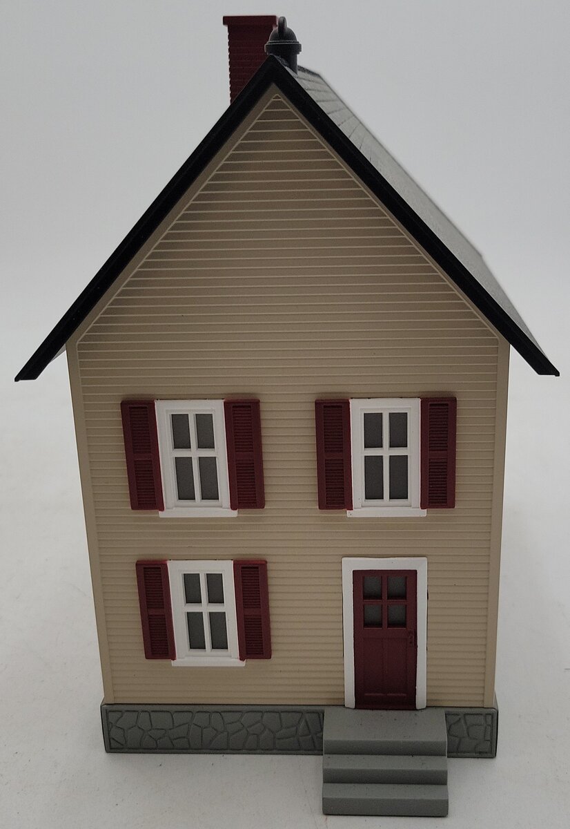 MTH 30-90043 O 2-Story Tan W/Red Shutters Row House W/Porch EX/Box