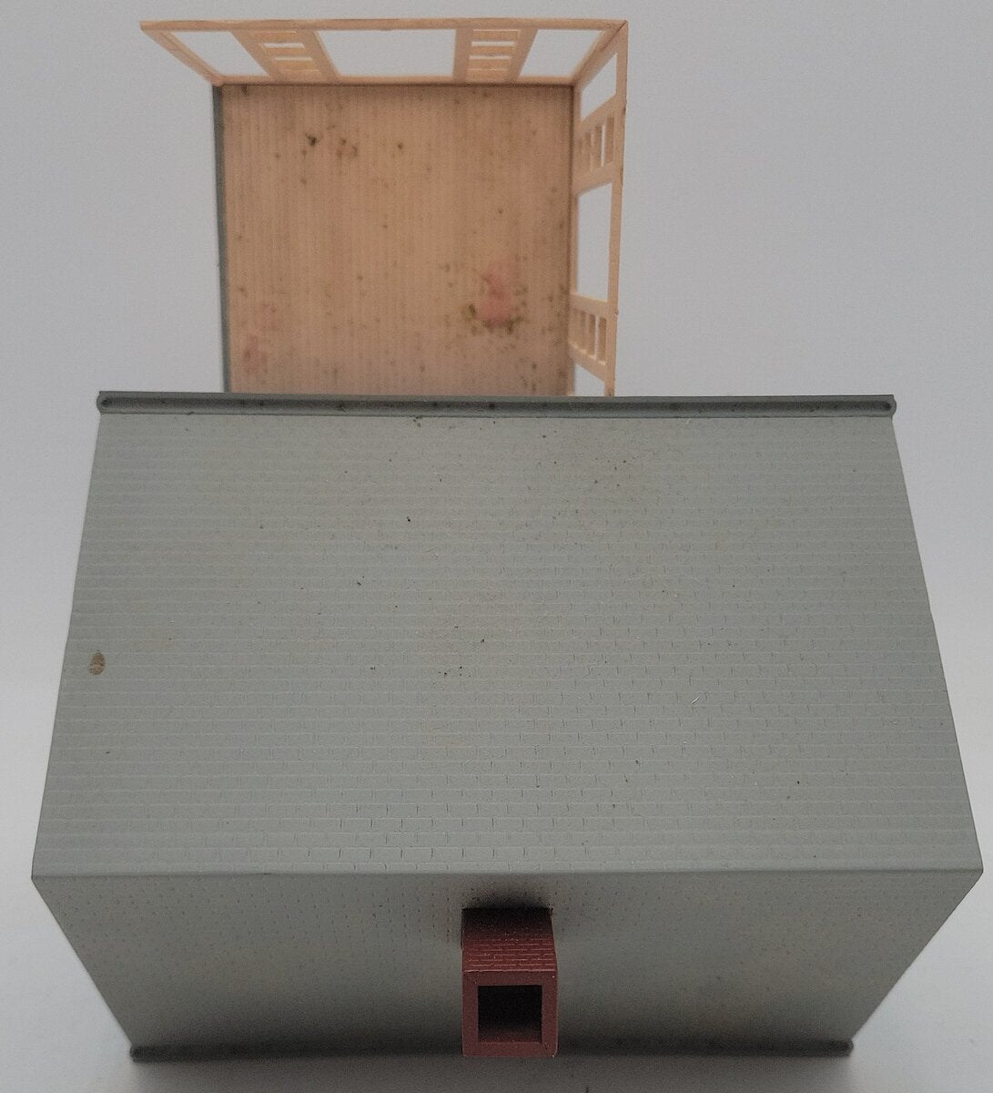 Model Power 6352 O/O-27 Built-Up Mr. Rodgers House/Box