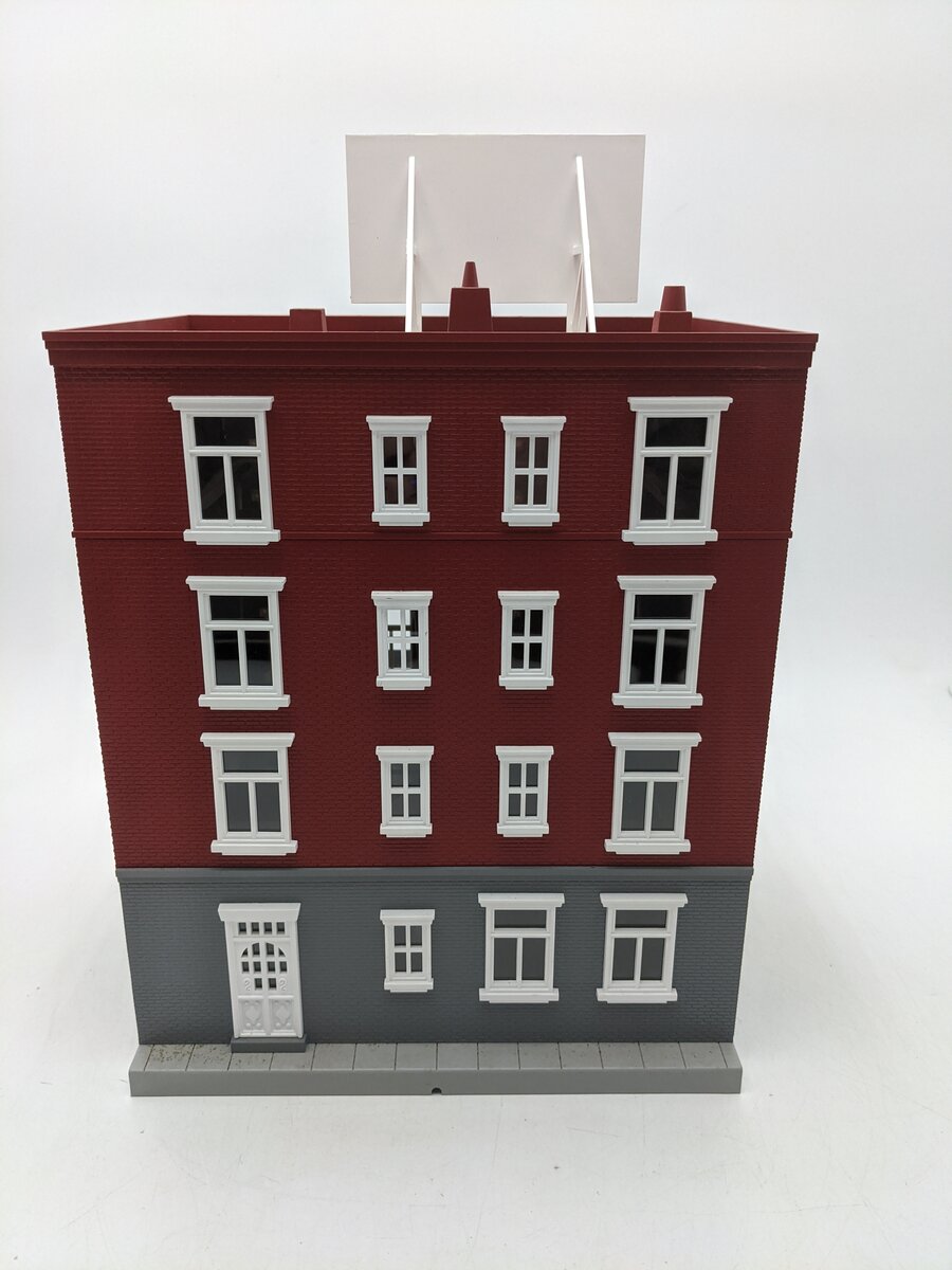 MTH 30-9082 Assembled Vanderbuilt 4-Story Hotel Building EX