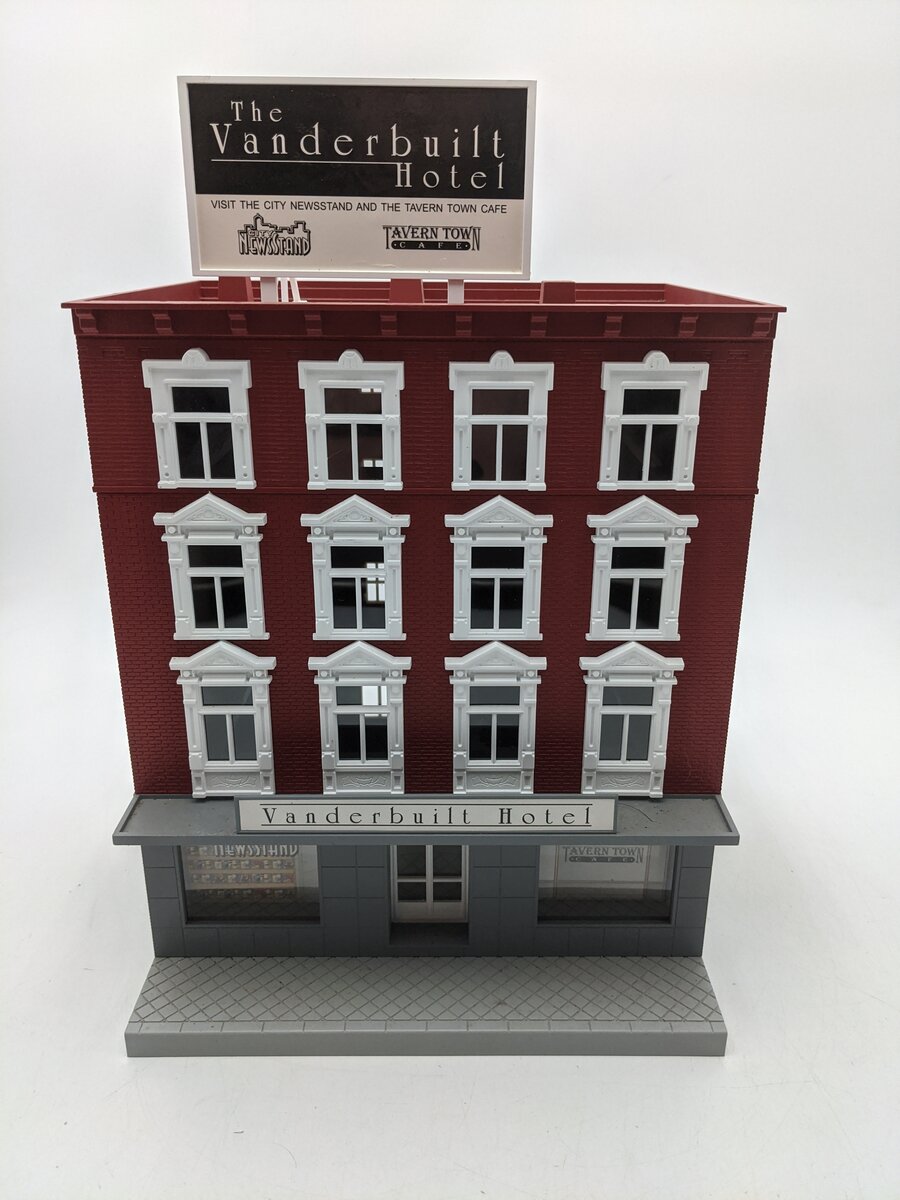 MTH 30-9082 Assembled Vanderbuilt 4-Story Hotel Building EX
