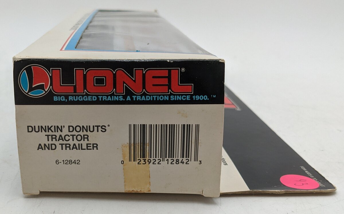 Lionel 6-12842 O Gauge Dunkin Donuts Tractor Trailer Truck LN/Box