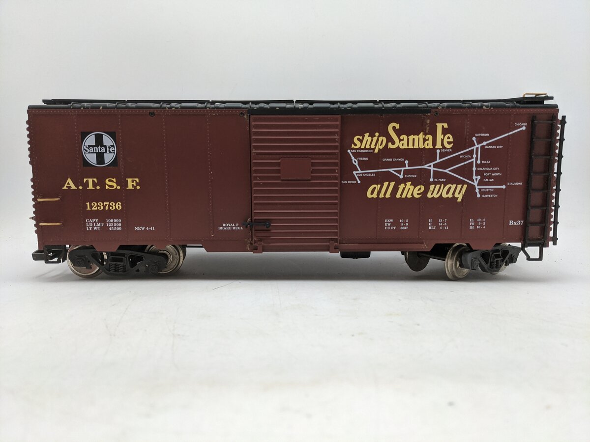 LGB 45913 Santa Fe Boxcar #123736 - Metal Wheels VG/Box