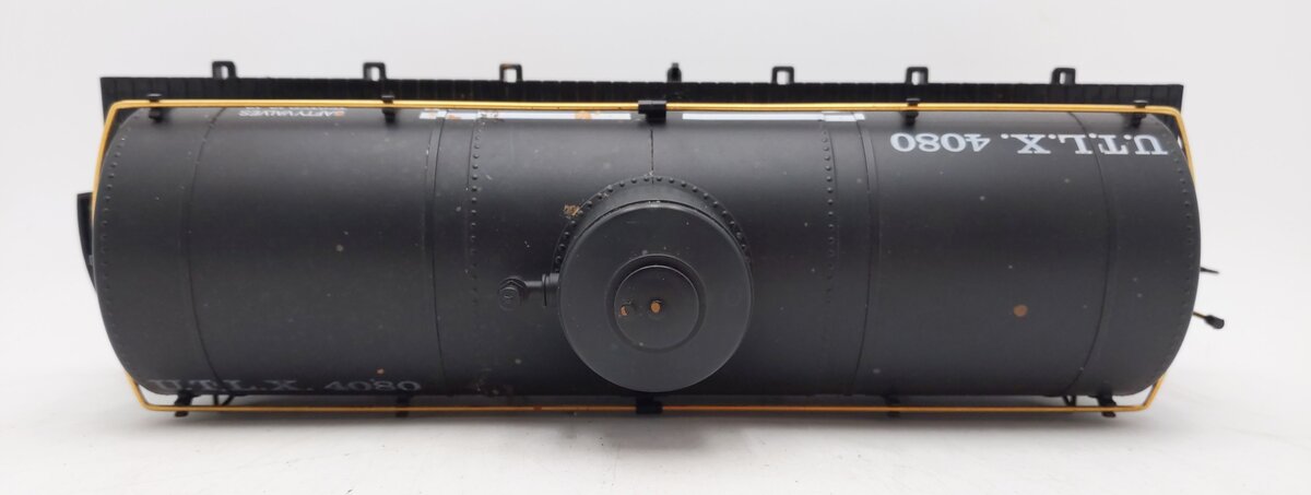 LGB 4080-Y02 G Scale UTLX "Gramps" Single Dome Tank Car (Metal Wheels) EX/Box