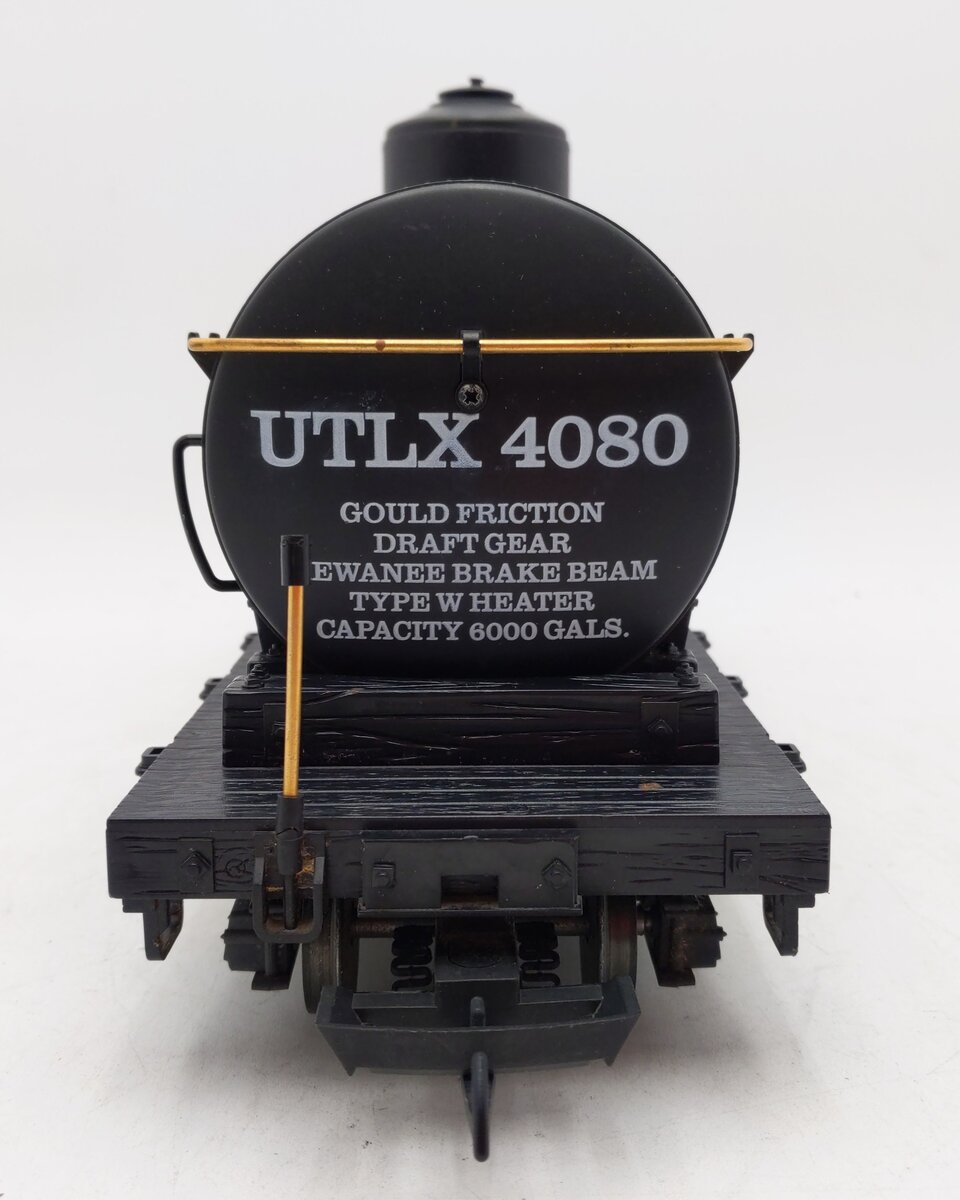 LGB 4080-Y02 G Scale UTLX "Gramps" Single Dome Tank Car (Metal Wheels) EX/Box