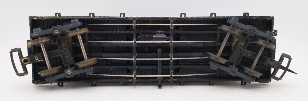 LGB 4080-Y02 G Scale UTLX "Gramps" Single Dome Tank Car (Metal Wheels) EX/Box