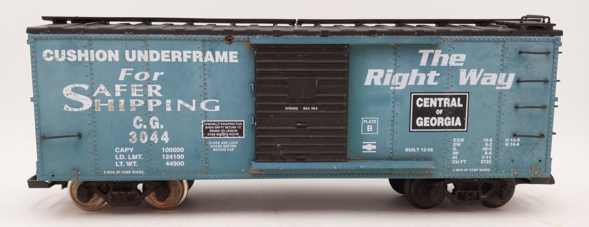 USA Trains 19040 G Gauge Central of Georgia Boxcar (Metal Wheels/Weathered)