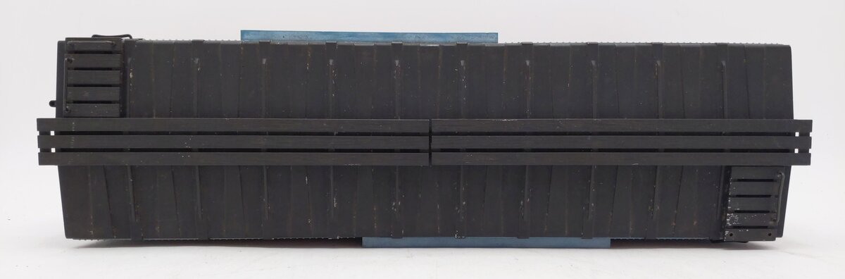 USA Trains 19040 G Gauge Central of Georgia Boxcar (Metal Wheels/Weathered)