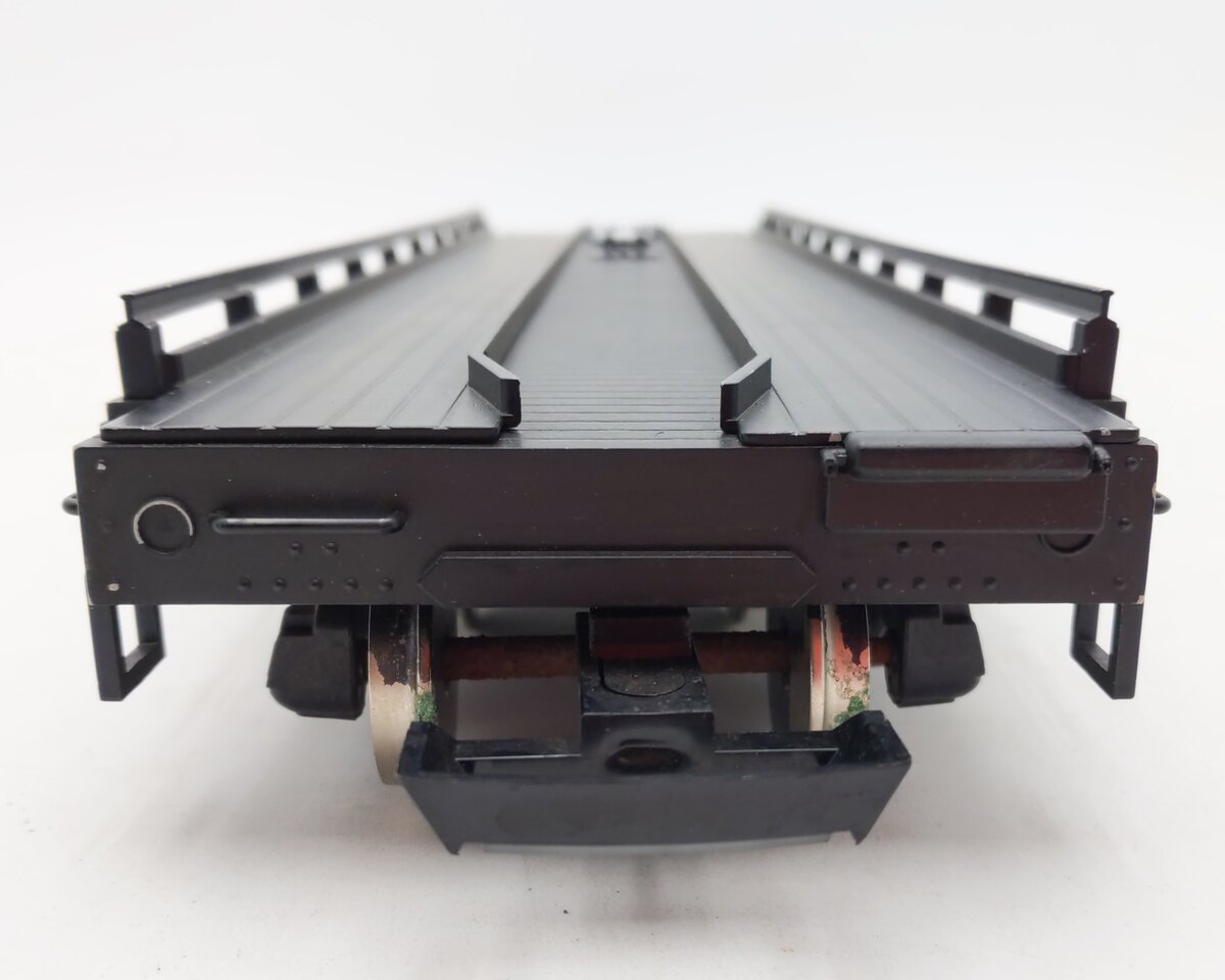 USA Trains R1762 G Scale White Pass Piggyback Flat Car #85213 VG