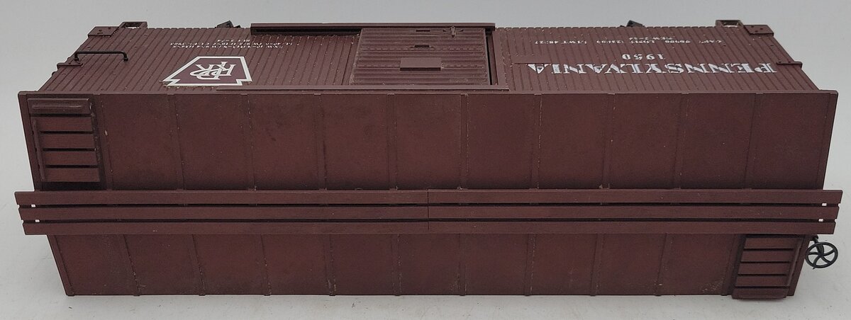 USA Trains R1950 G Scale Pennsylvania PRR Boxcar Sliding Doors #1950 VG