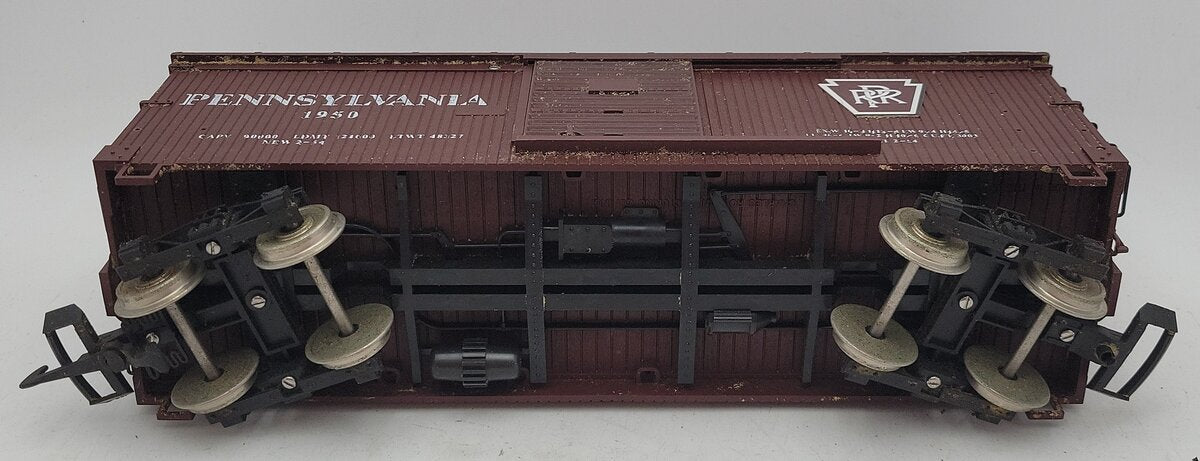 USA Trains R1950 G Scale Pennsylvania PRR Boxcar Sliding Doors #1950 VG