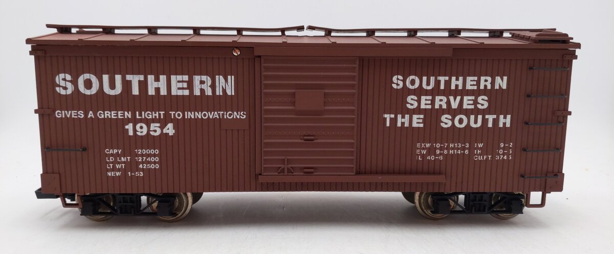 USA Trains 1954 G Scale Southern Boxcar EX