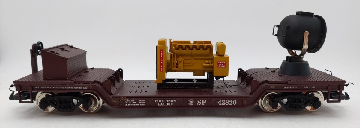 USA Trains R17330 G Southern Pacific Depressed Center Flat Car with Searchlight EX