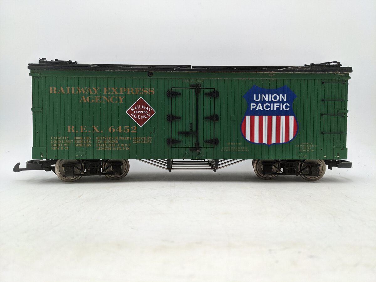 USA Trains 1682 G Union Pacific American REA Reefer Car #6452 (Metal Wheels) VG