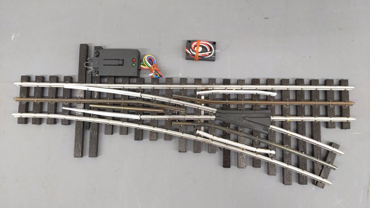 Ross 125M25 O O72 Right Hand with DZ-2500 Remote Switch Turnout VG/Box