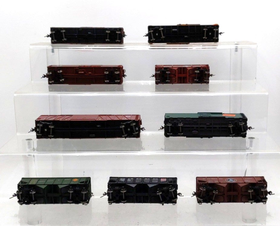 Athearn & Other HO Scale Assorted Freight Cars [10] EX