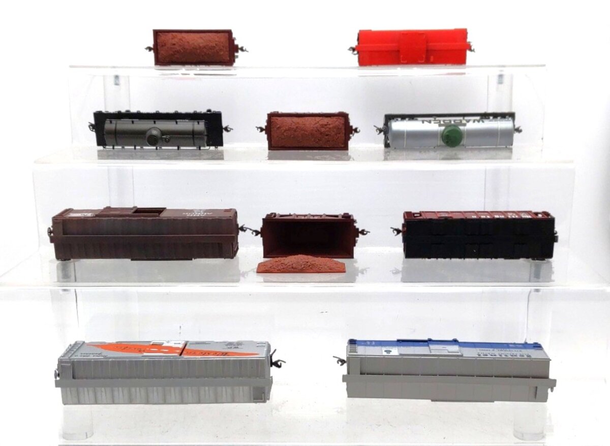 Accurail & Other HO Scale Assorted Freight Cars [10] EX