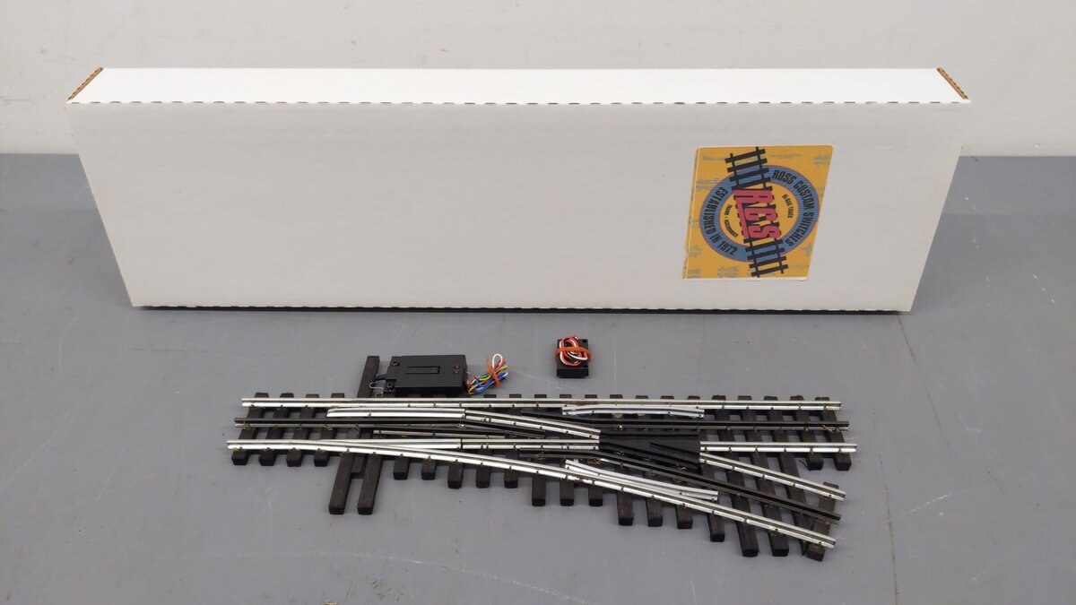 Ross 125M25 O O72 Right Hand with DZ-2500 Remote Switch Turnout VG/Box