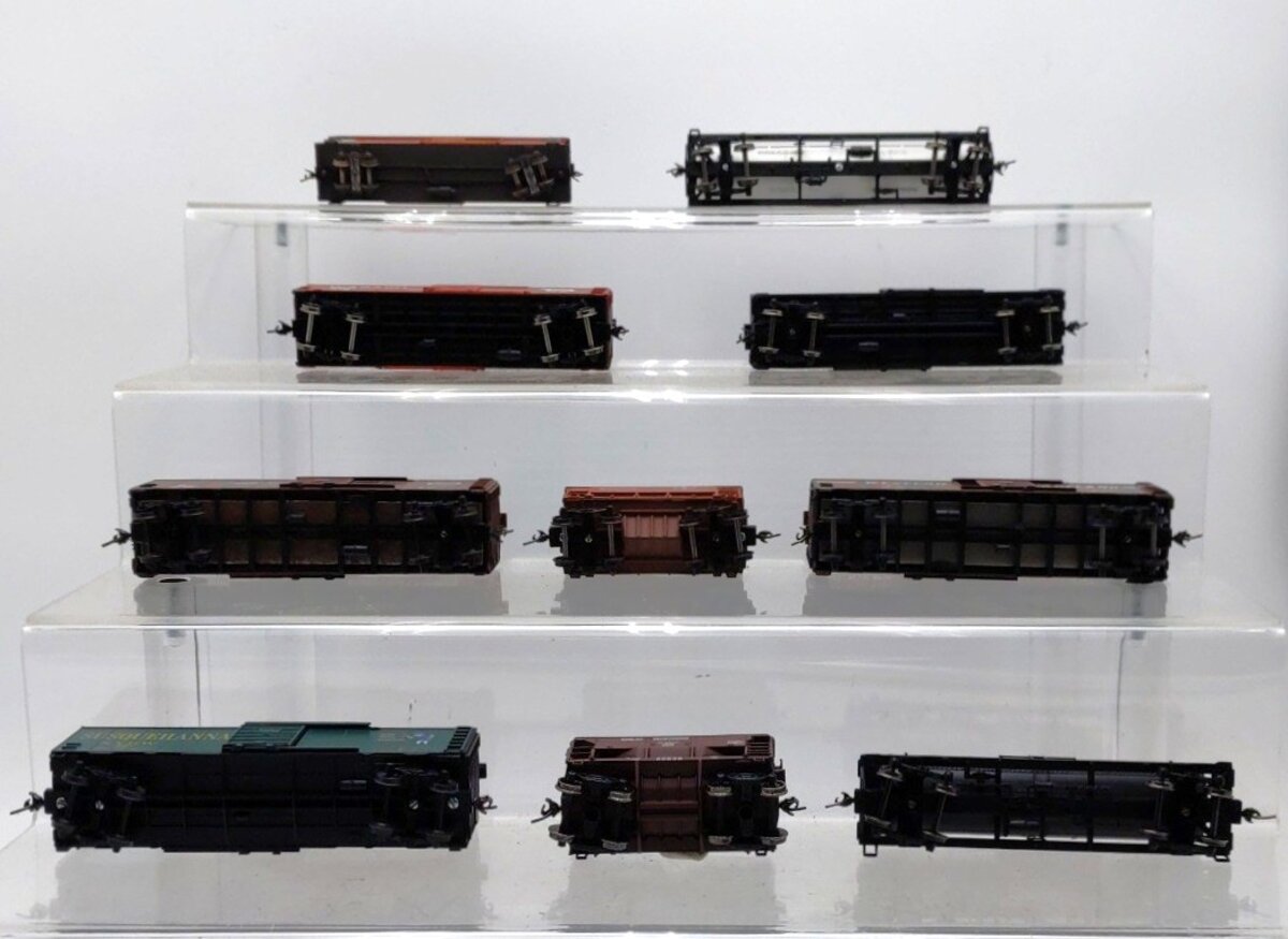 Athearn & Other HO Scale Assorted Freight Cars [10] EX