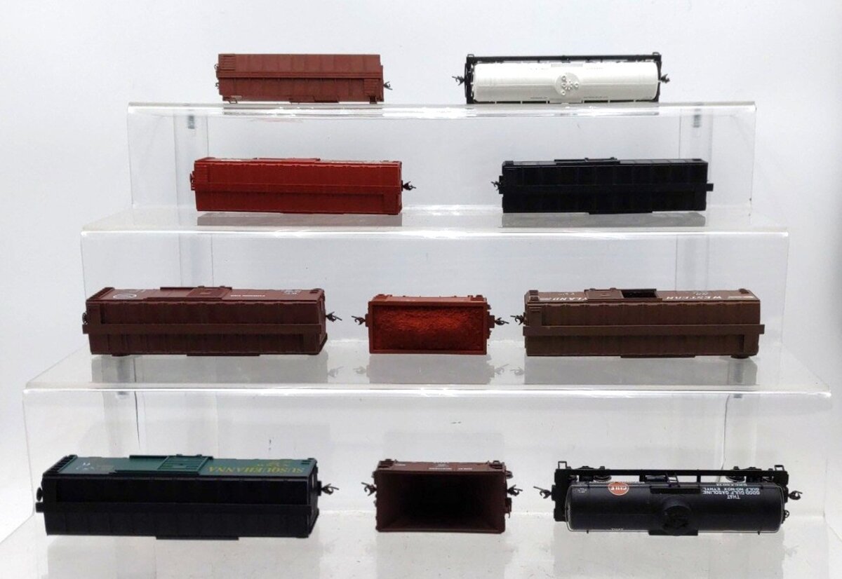 Athearn & Other HO Scale Assorted Freight Cars [10] EX
