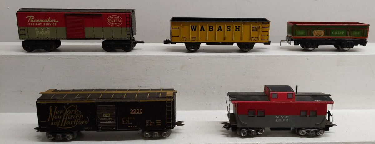 Marx & Other Assorted O Gauge Tin Plat  Freight Cars [5] EX