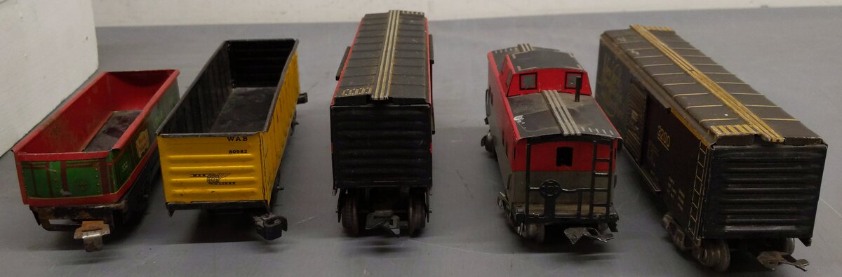 Marx & Other Assorted O Gauge Tin Plat  Freight Cars [5] EX