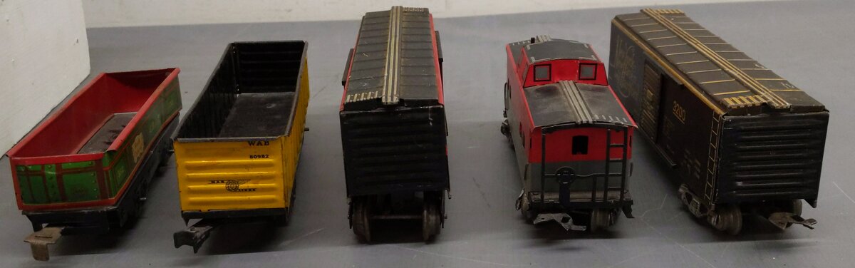 Marx & Other Assorted O Gauge Tin Plat  Freight Cars [5] EX
