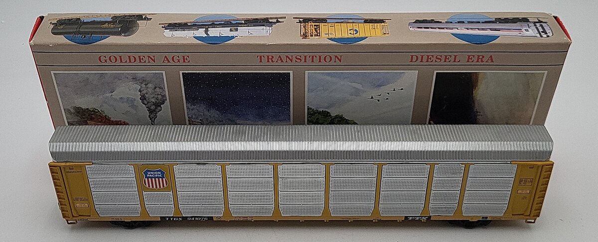 Walthers 932-4808 HO UP 89' Enclosed Auto Carrier Kit #941076 -Assembled Custom VG/Box