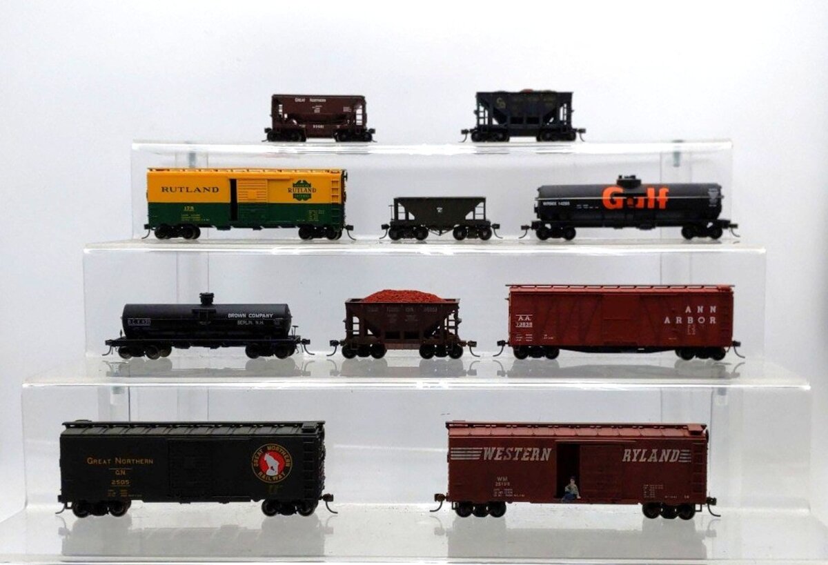 Accurail & Other HO Scale Assorted Freight Cars [10] VG