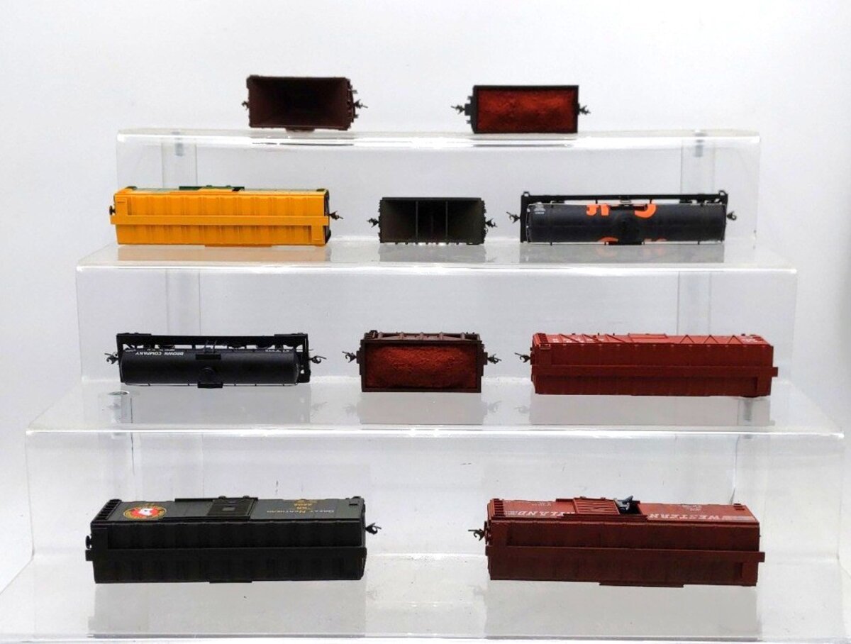 Accurail & Other HO Scale Assorted Freight Cars [10] VG