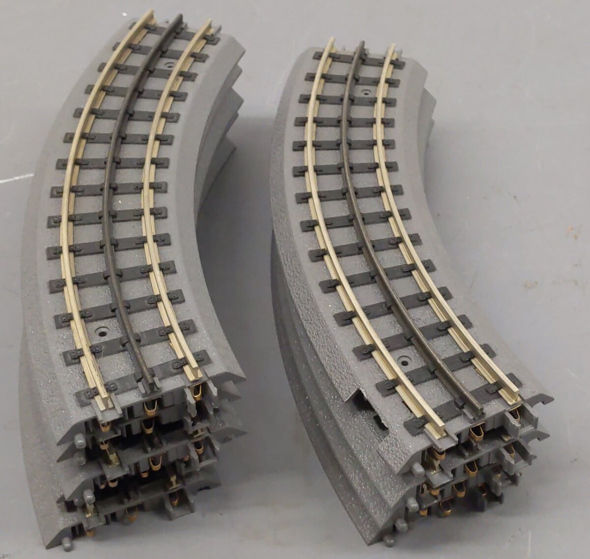 MTH 40-1002 Curved 0-31 Realtrax Full Curve Hollow Rails [9] EX