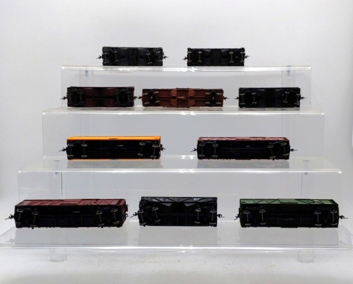Accurail & Other HO Scale Assorted Freight Cars [10] VG