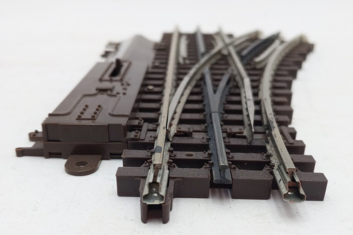 Atlas 6076 O Gauge Nickel Silver O-36 Right Hand Remote Switch Turnout EX/Box