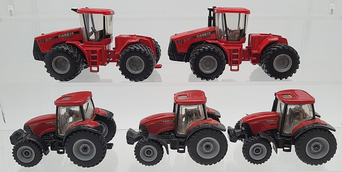 Ertl 1:64 Assorted Red Tractors [5] EX
