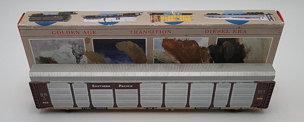 Walthers 932-4807 HO Southern Pacific Enclosed Auto Carrier #159759 Assembled VG/Box