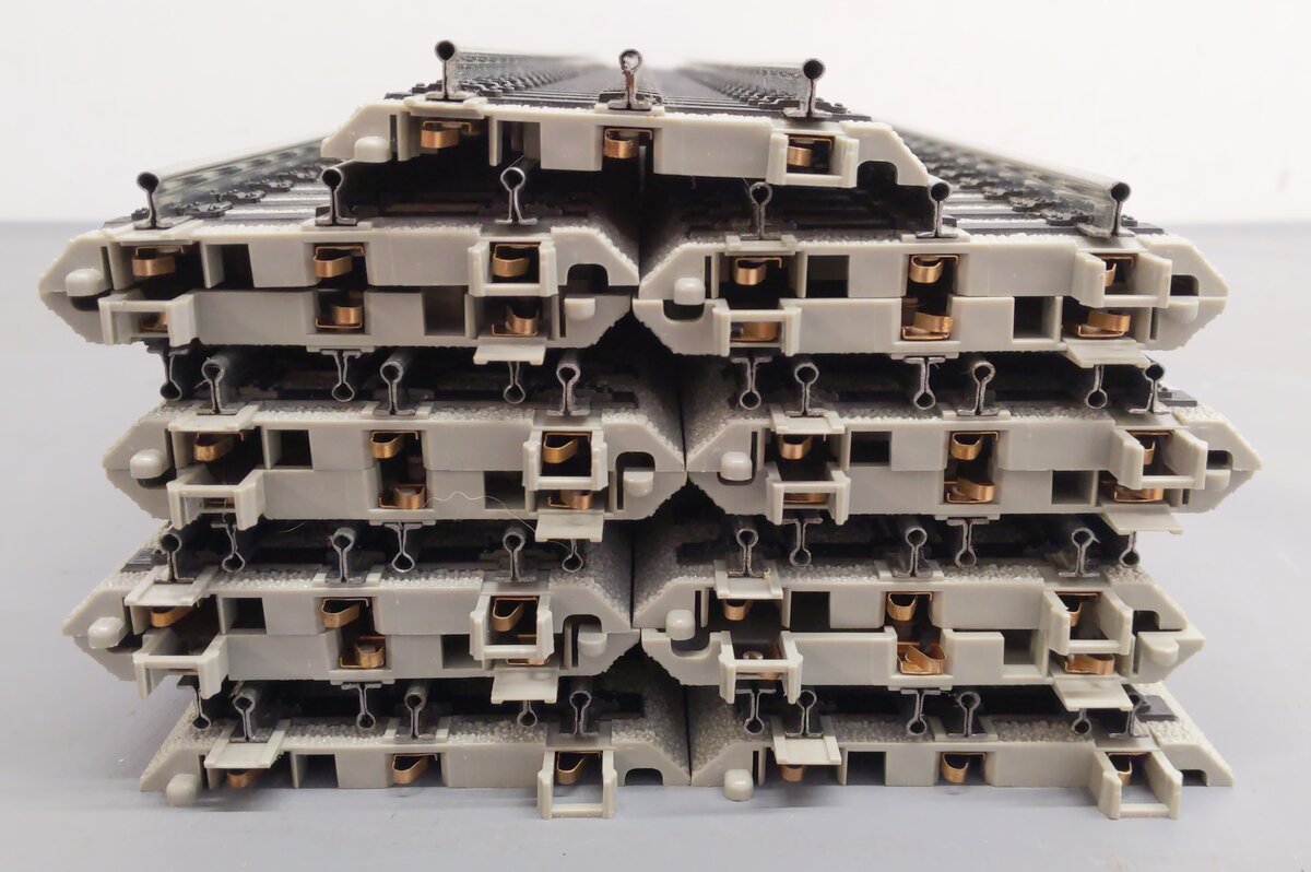 MTH 11-99003 Lionel Standard Gauge RealTrax 28" Straight Track (Box of 15) EX/Box